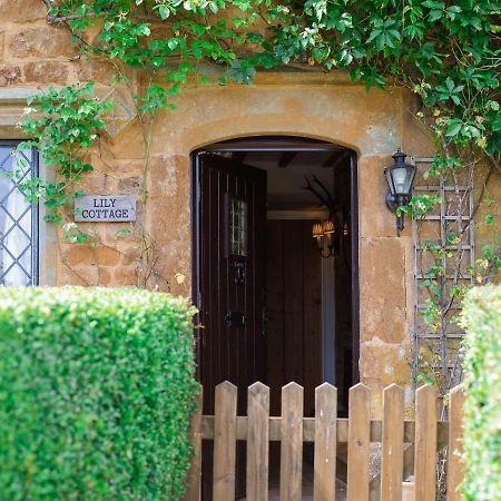 Lily Cottage Tew Dış mekan fotoğraf