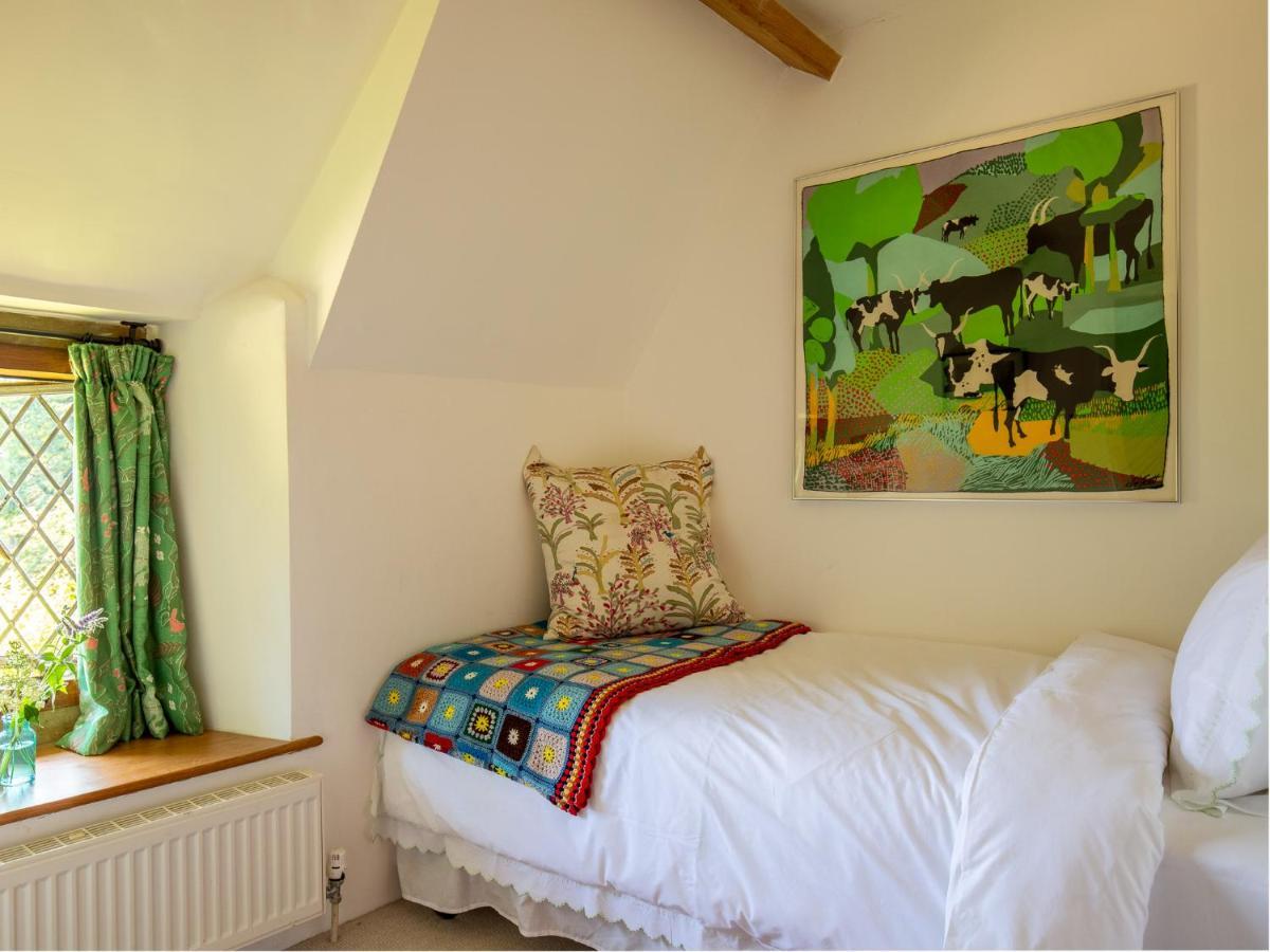 Lily Cottage Tew Dış mekan fotoğraf